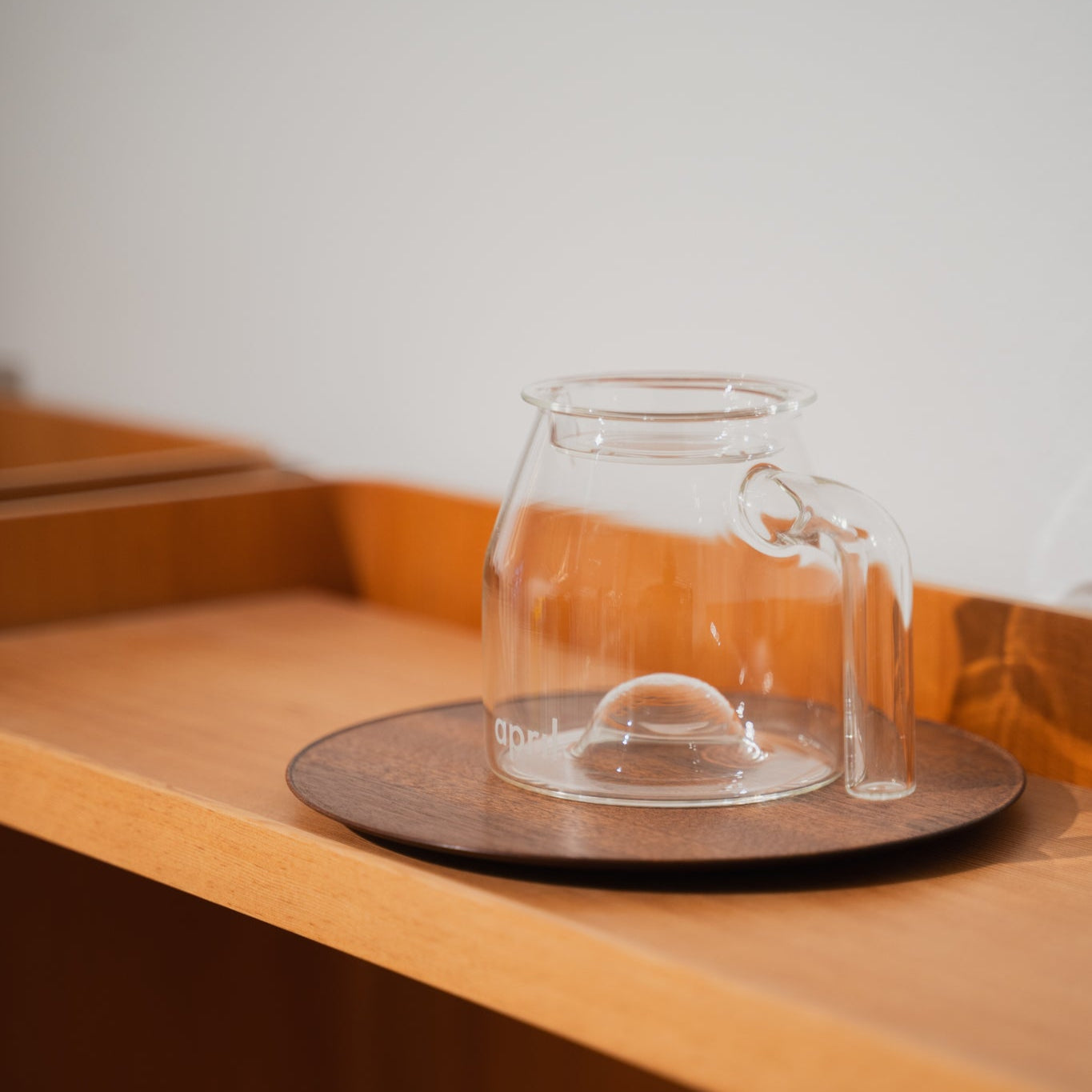 April Glass Server